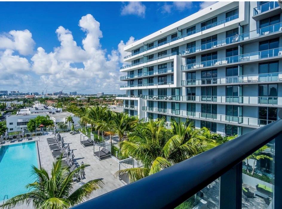 AVENTURA PARKSQUARE RESID - Residential
