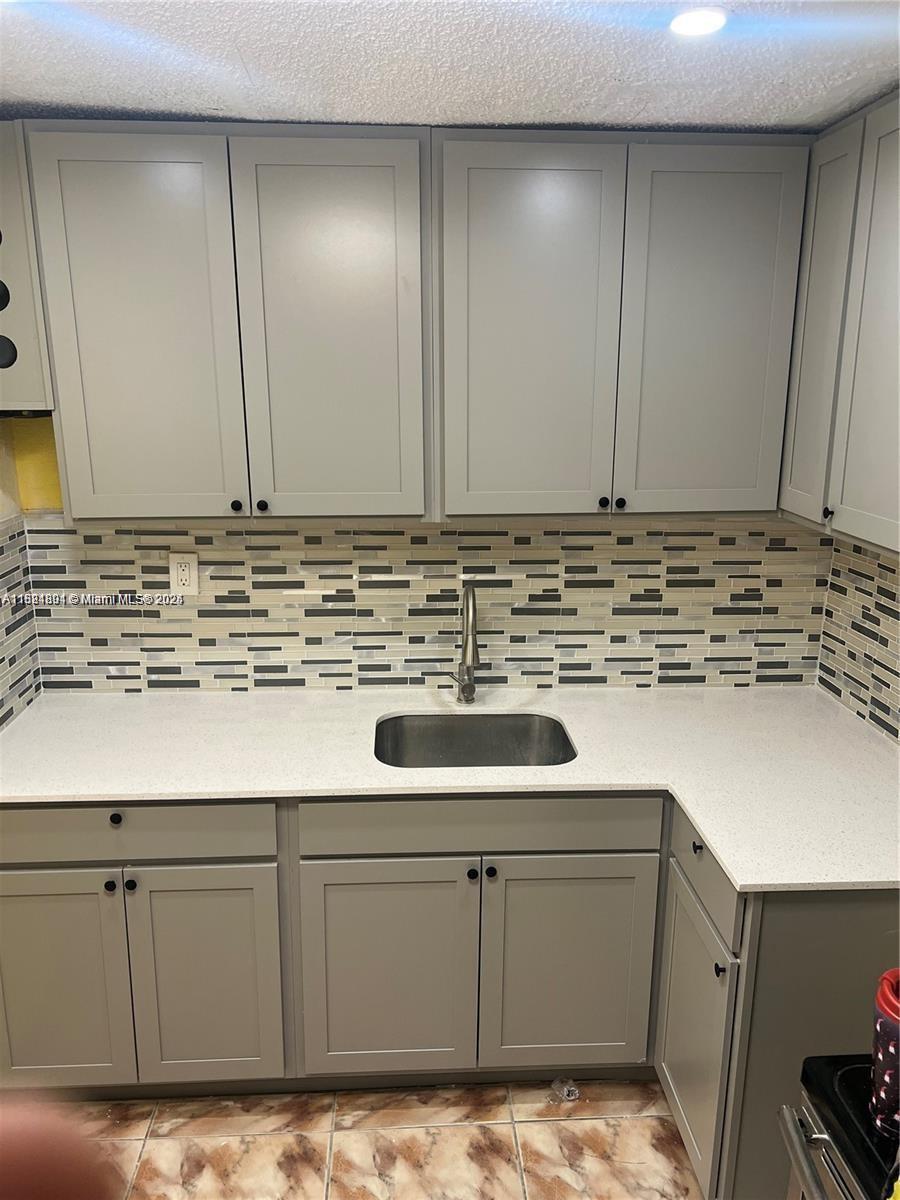 19320 Nw 45th Ave, Miami Gardens, Broward County, Florida - 4 Bedrooms  
2 Bathrooms - 