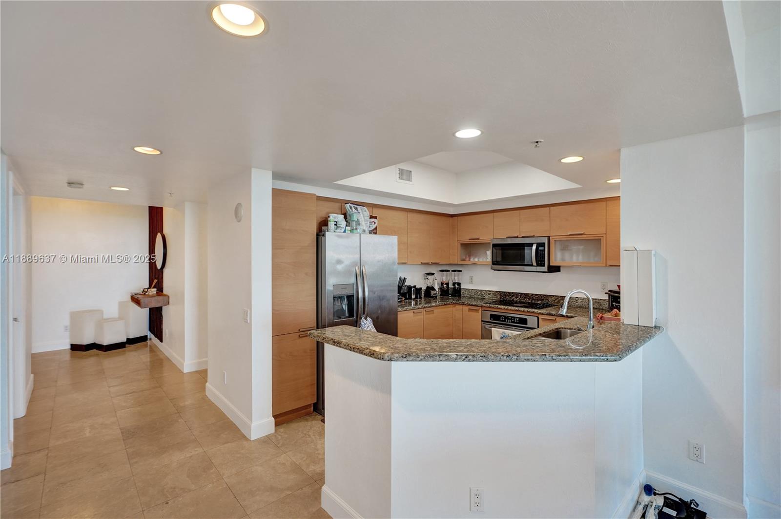 THE OAKS I CONDO - Residential