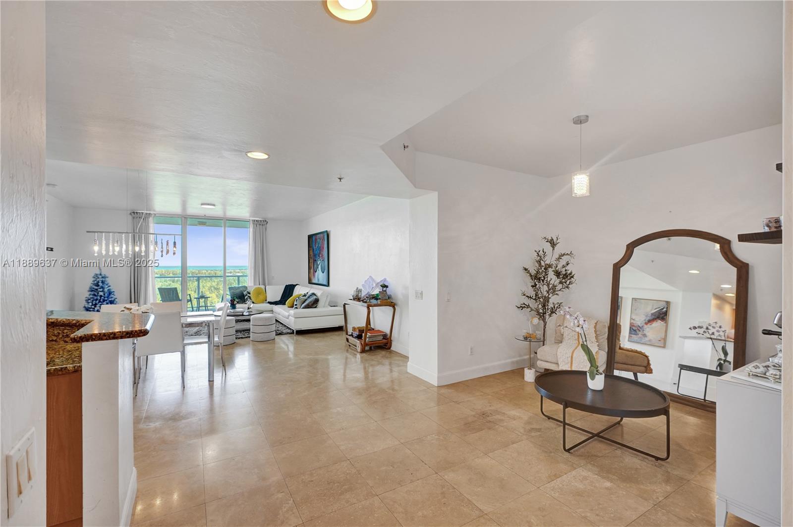 THE OAKS I CONDO - Residential