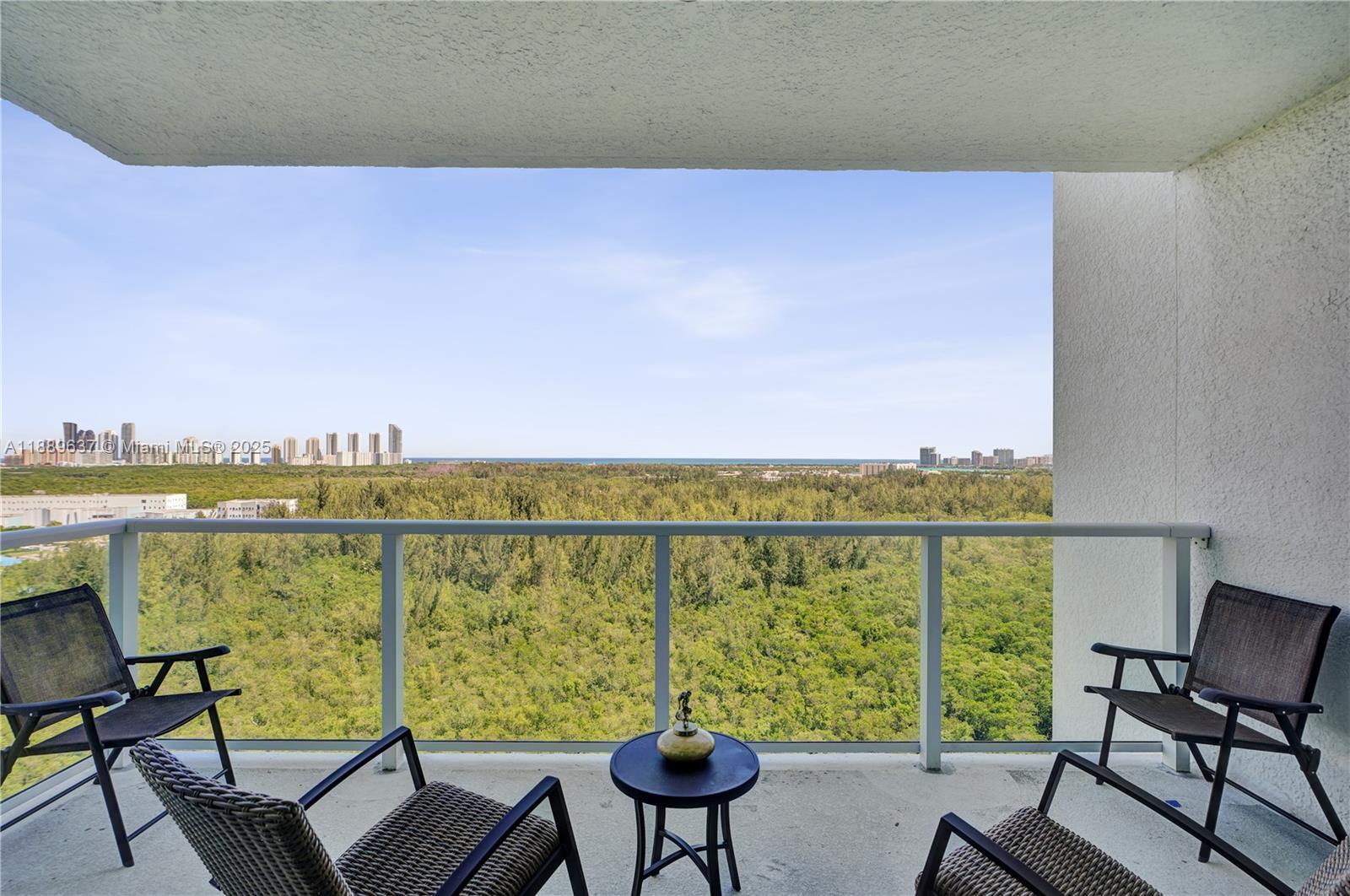 THE OAKS I CONDO - Residential