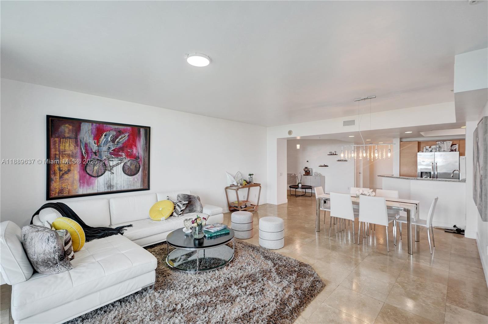 THE OAKS I CONDO - Residential