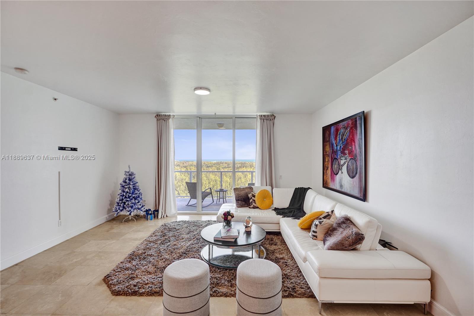 THE OAKS I CONDO - Residential