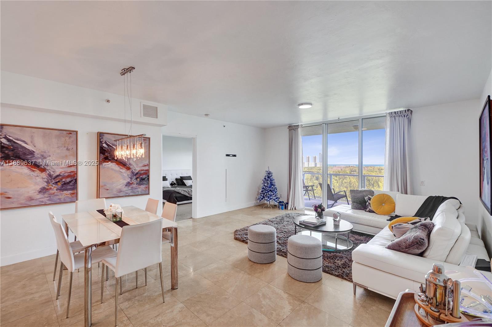 THE OAKS I CONDO - Residential