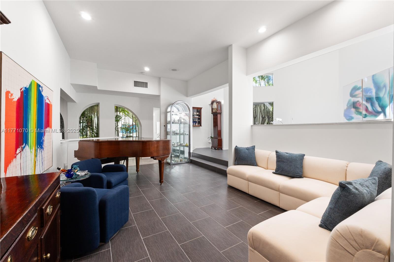 MELAR ESTATES - Residential