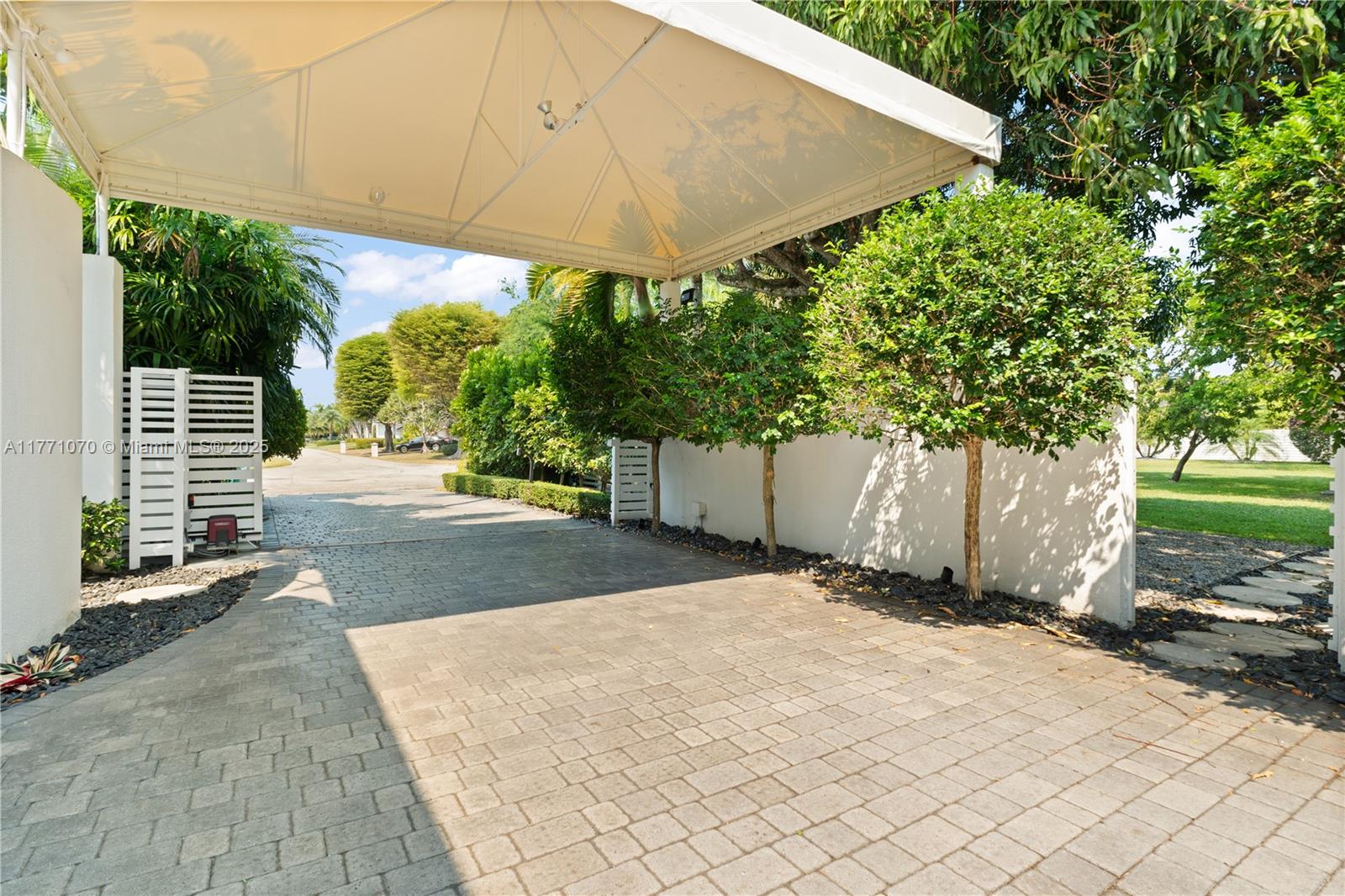 MELAR ESTATES - Residential