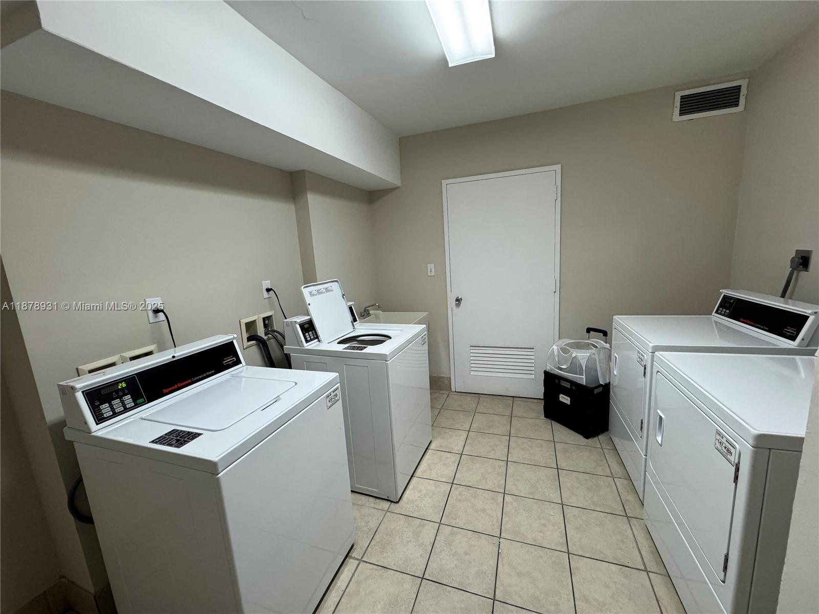 SEACOAST 5152 CONDO - Residential Lease