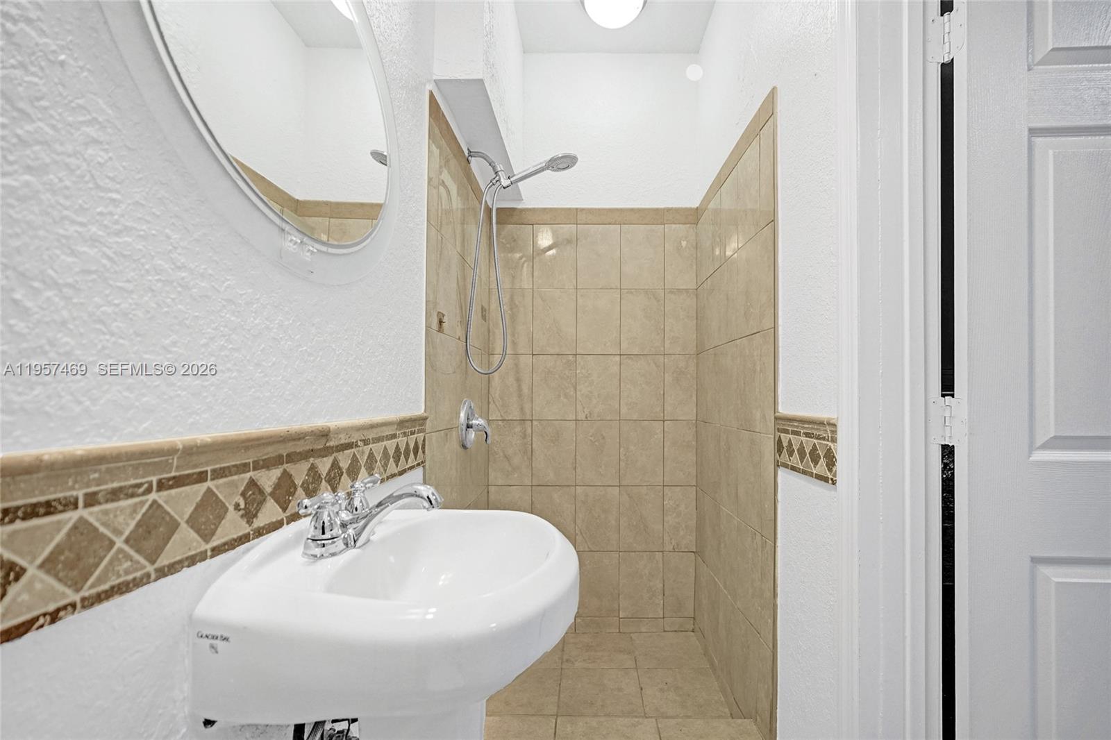 EFM ESTATES SEC 1 - Residential