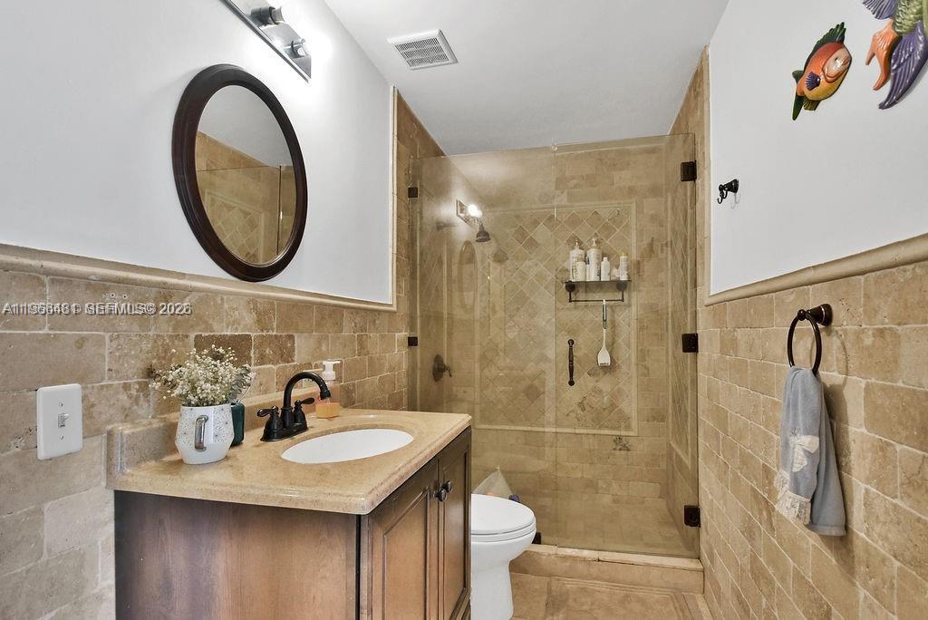 GRIFFIN 345 PLAT - Residential Lease