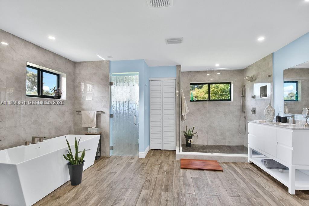 GRIFFIN 345 PLAT - Residential Lease