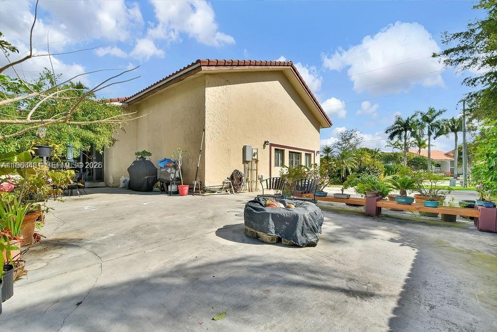 GRIFFIN 345 PLAT - Residential Lease