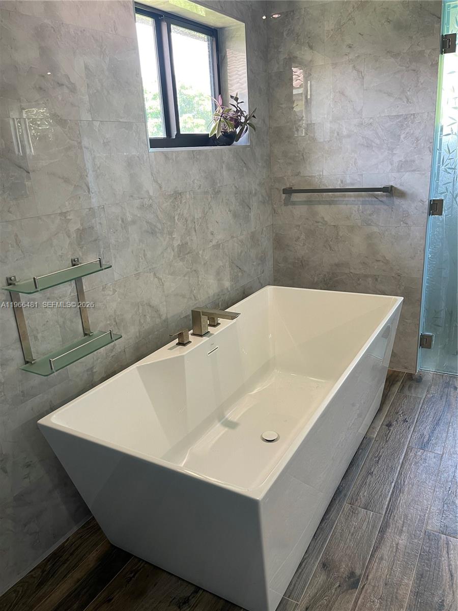 GRIFFIN 345 PLAT - Residential Lease