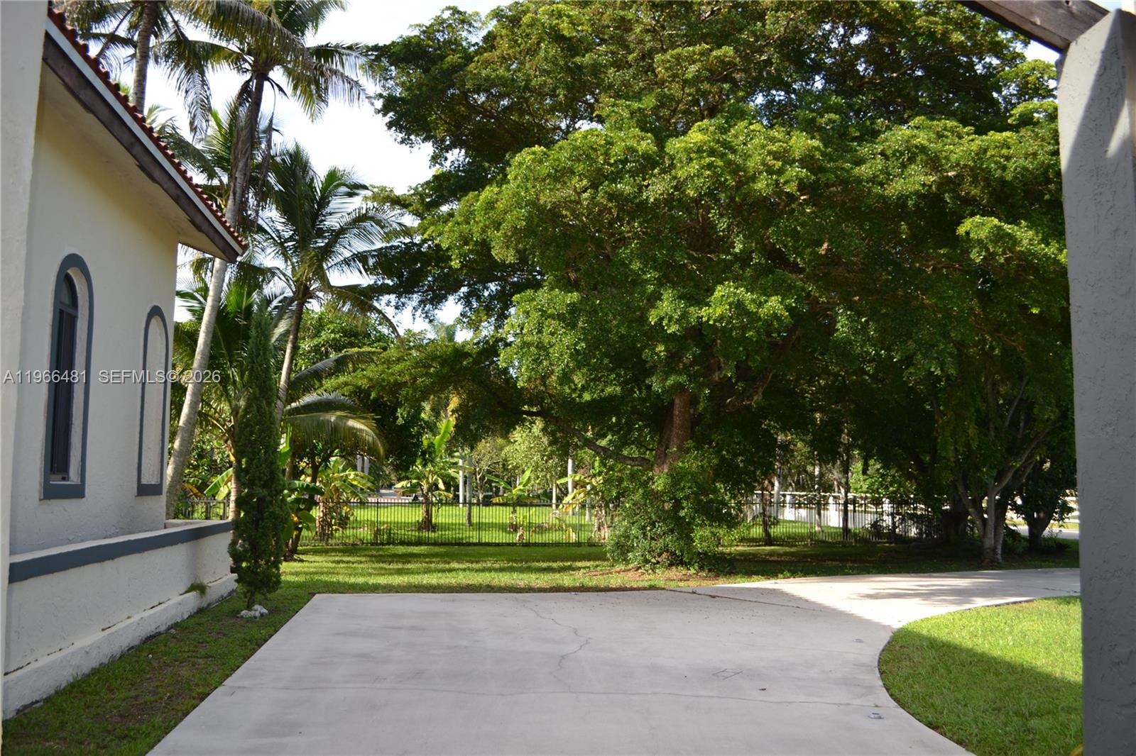 GRIFFIN 345 PLAT - Residential Lease