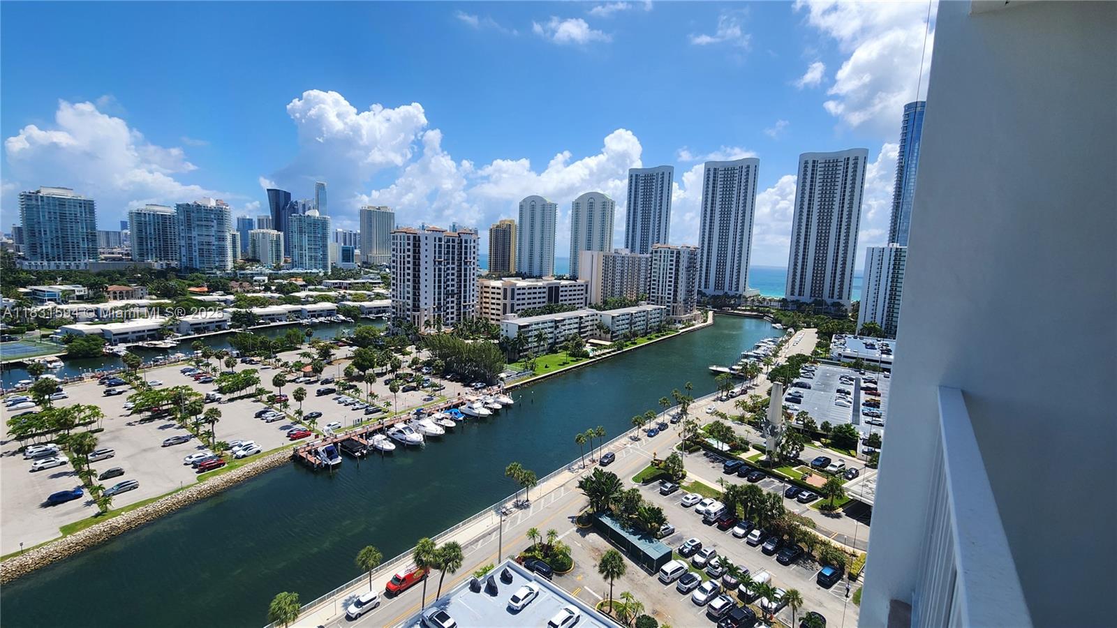500 Bayview Dr 1725