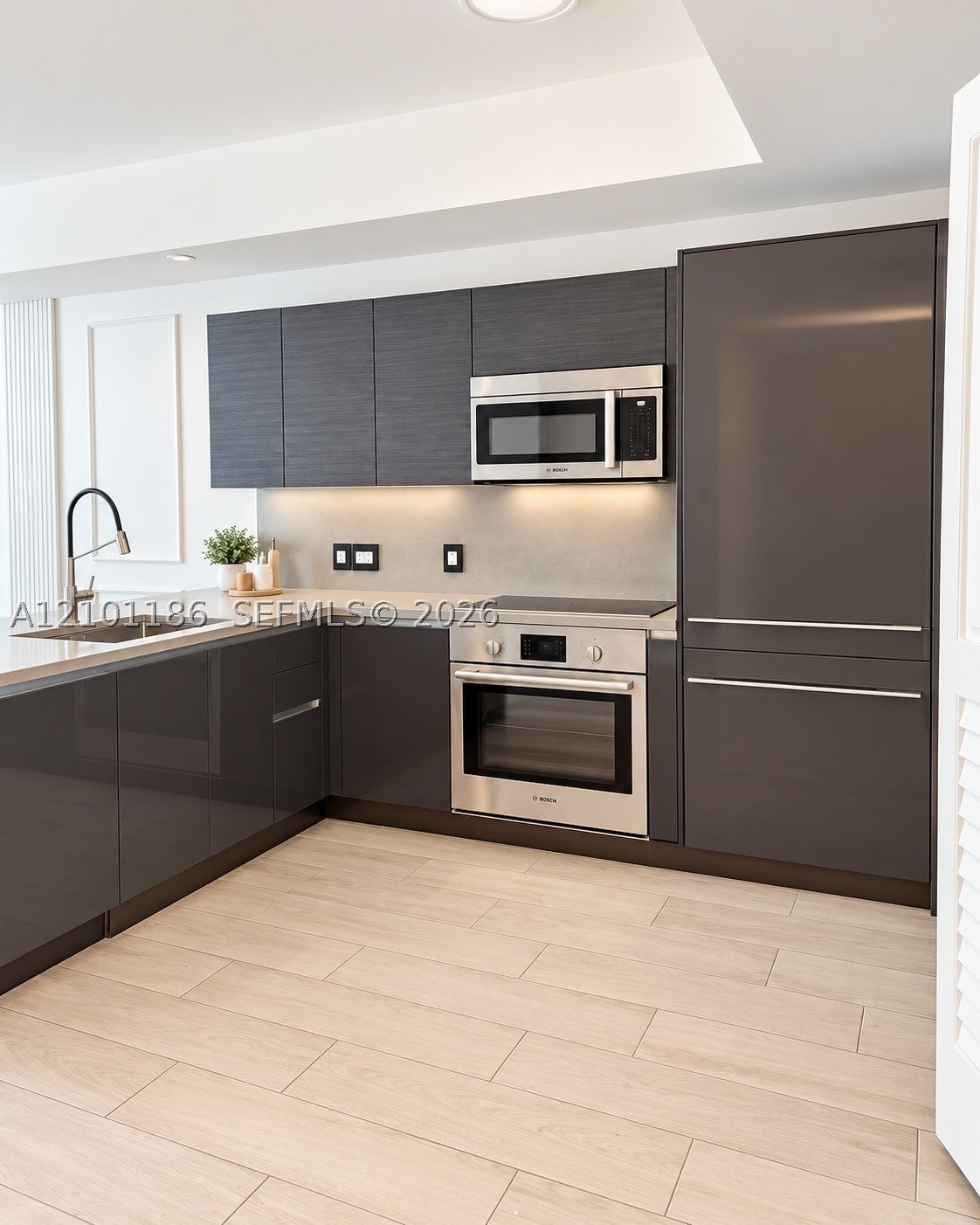 1080 Brickell Ave 1606