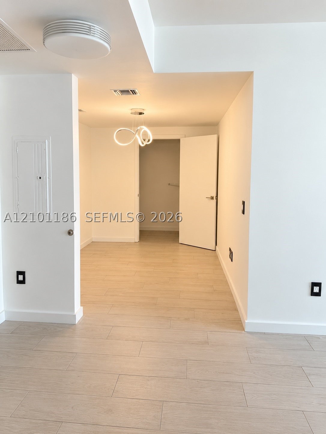 1080 Brickell Ave 1606