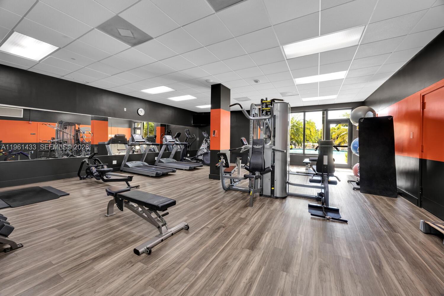 GABLES WATERWAY TOWERS - Residential