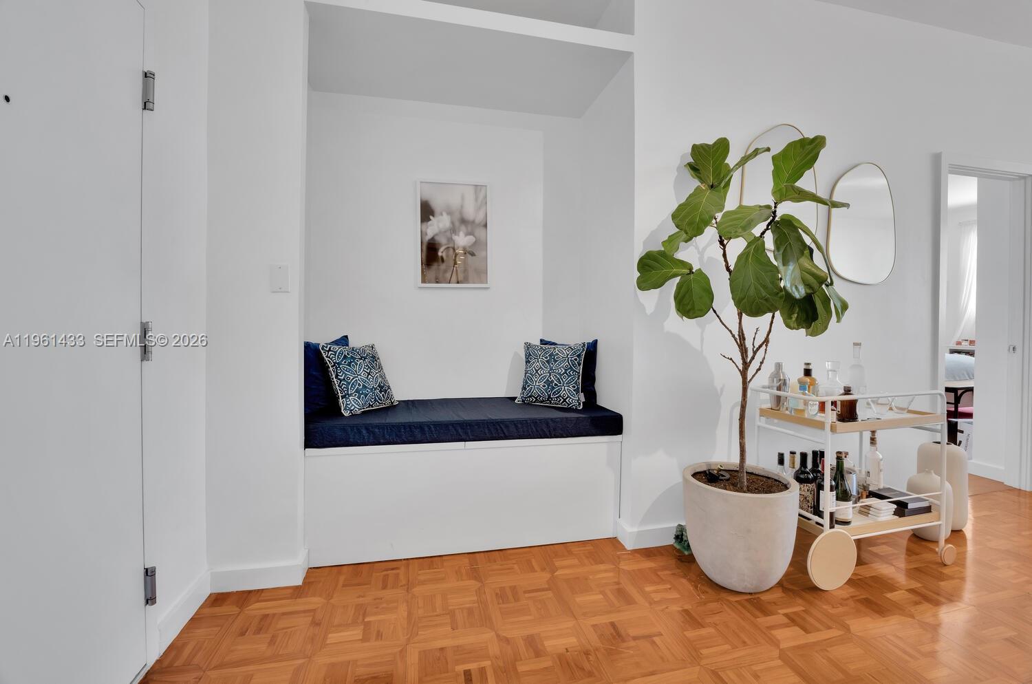 GABLES WATERWAY TOWERS - Residential