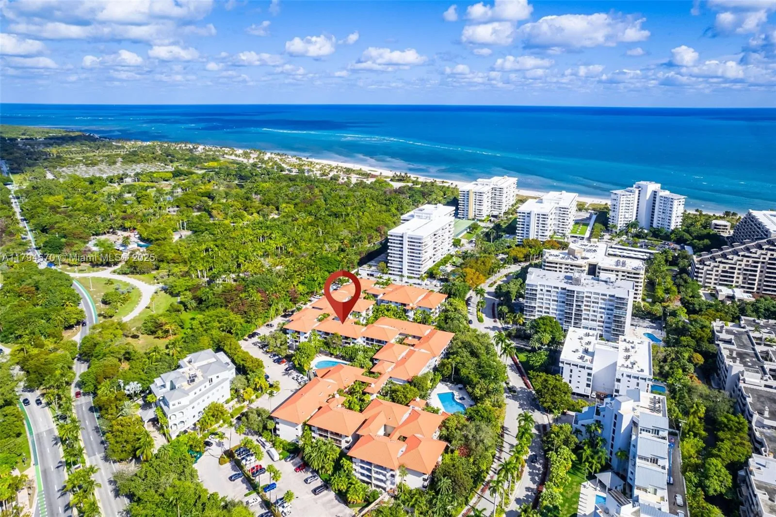 Key Biscayne, Florida 33149, United States, 3 Bedrooms Bedrooms, ,2 BathroomsBathrooms,Residential,Pending,120265