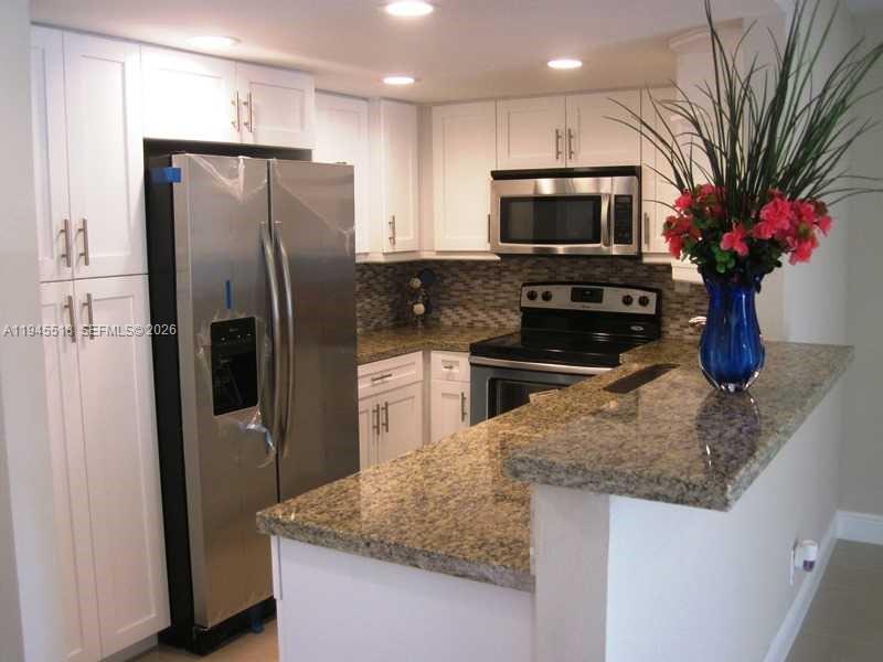 Dadeland Place Condo - Residential