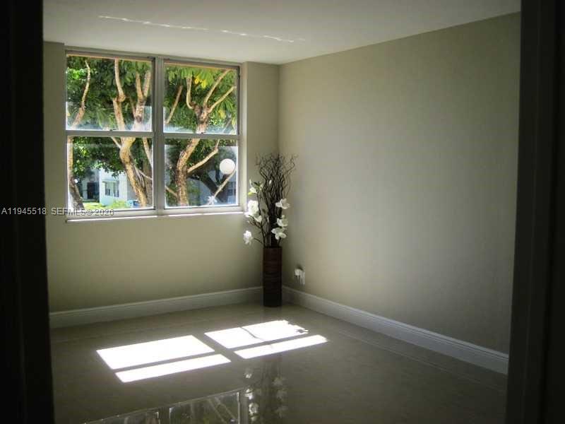 Dadeland Place Condo - Residential
