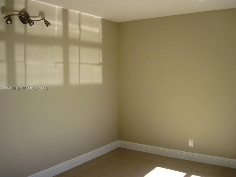 Dadeland Place Condo - Residential