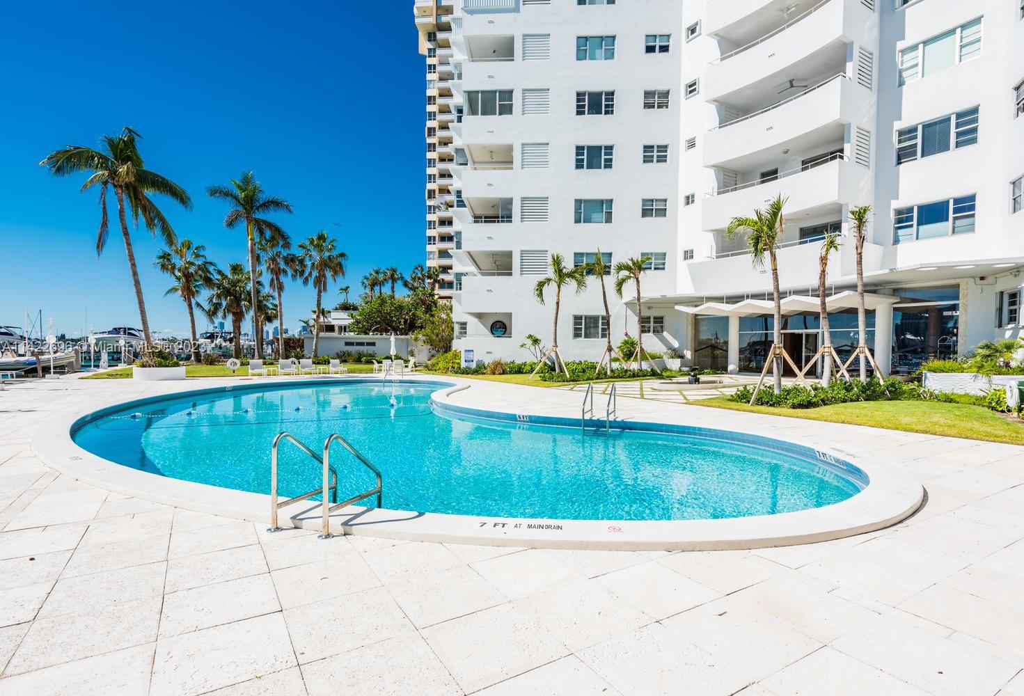 BELLE TOWERS CONDO - Residential