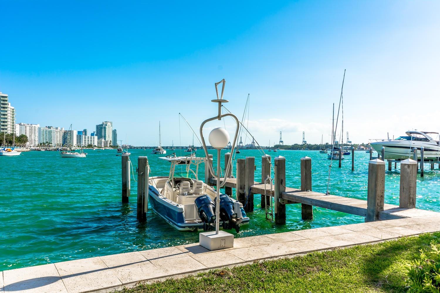 BELLE TOWERS CONDO - Residential