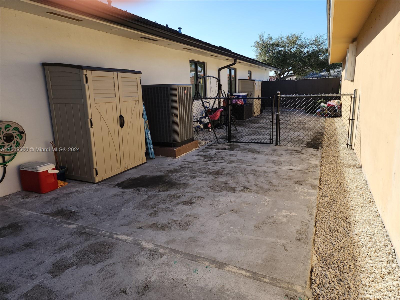 SUPERIOR HOMES ESTATES 1S - Residential