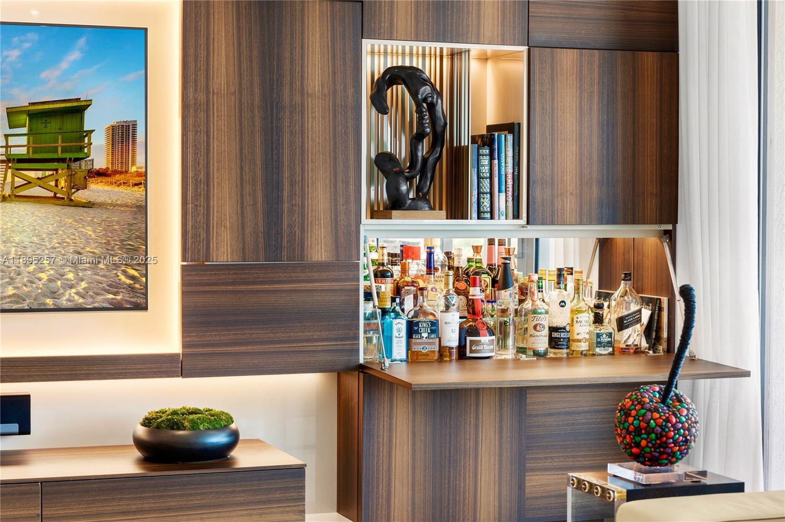 RIVA - Residential