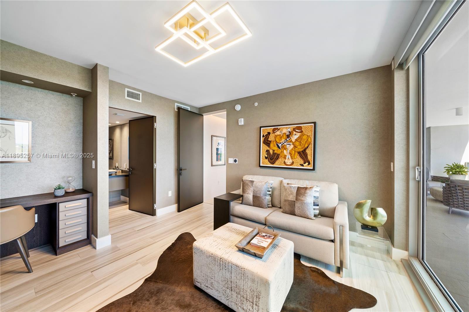 RIVA - Residential