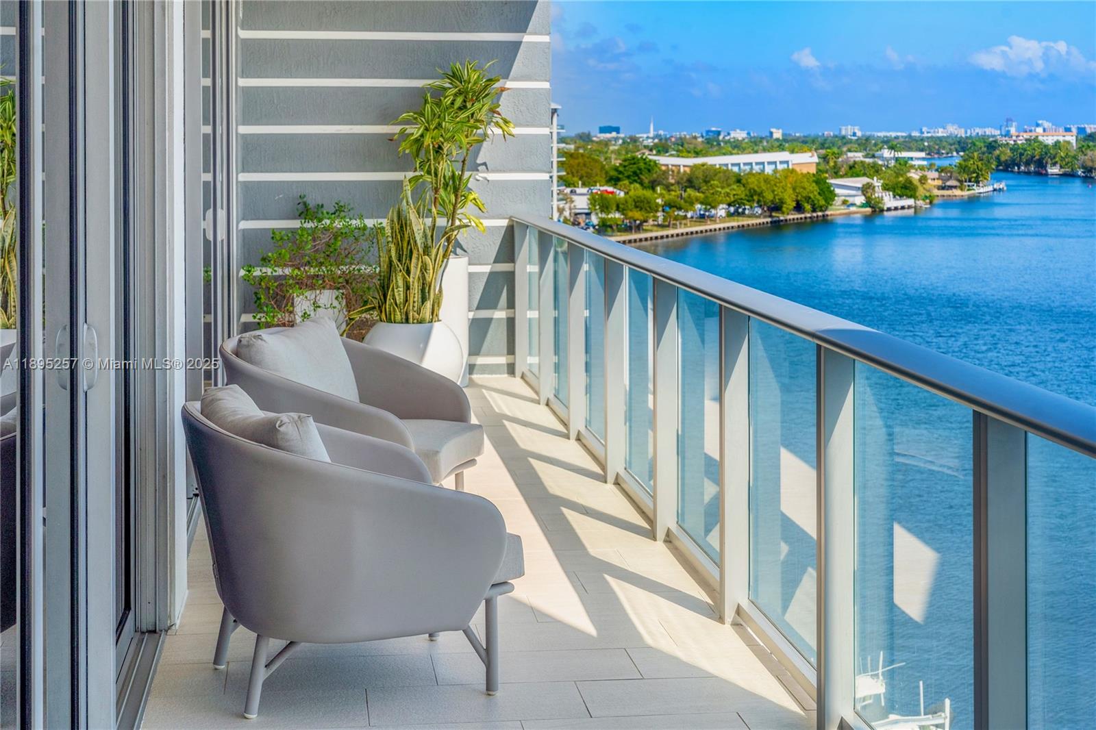 RIVA - Residential