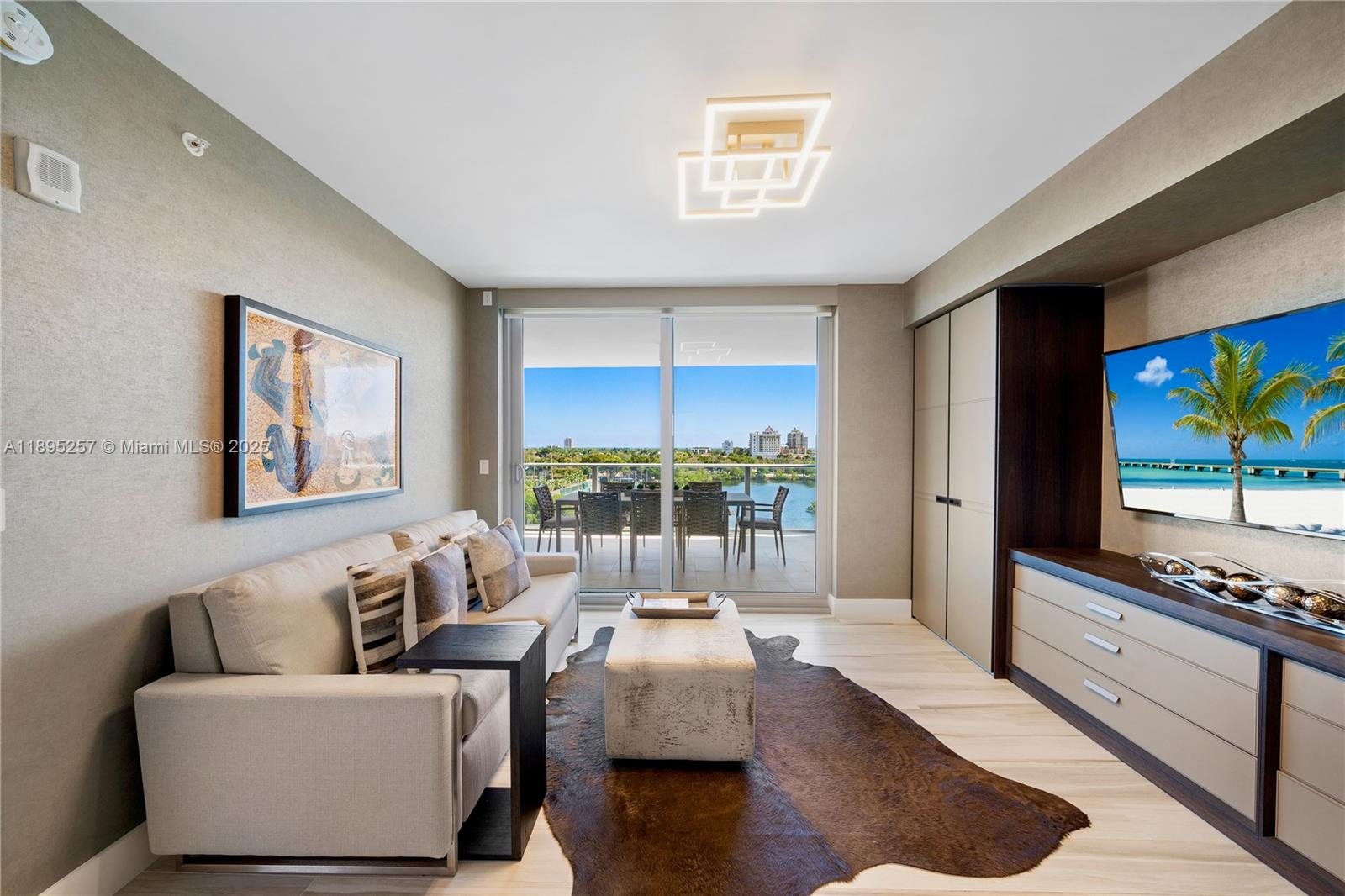 RIVA - Residential