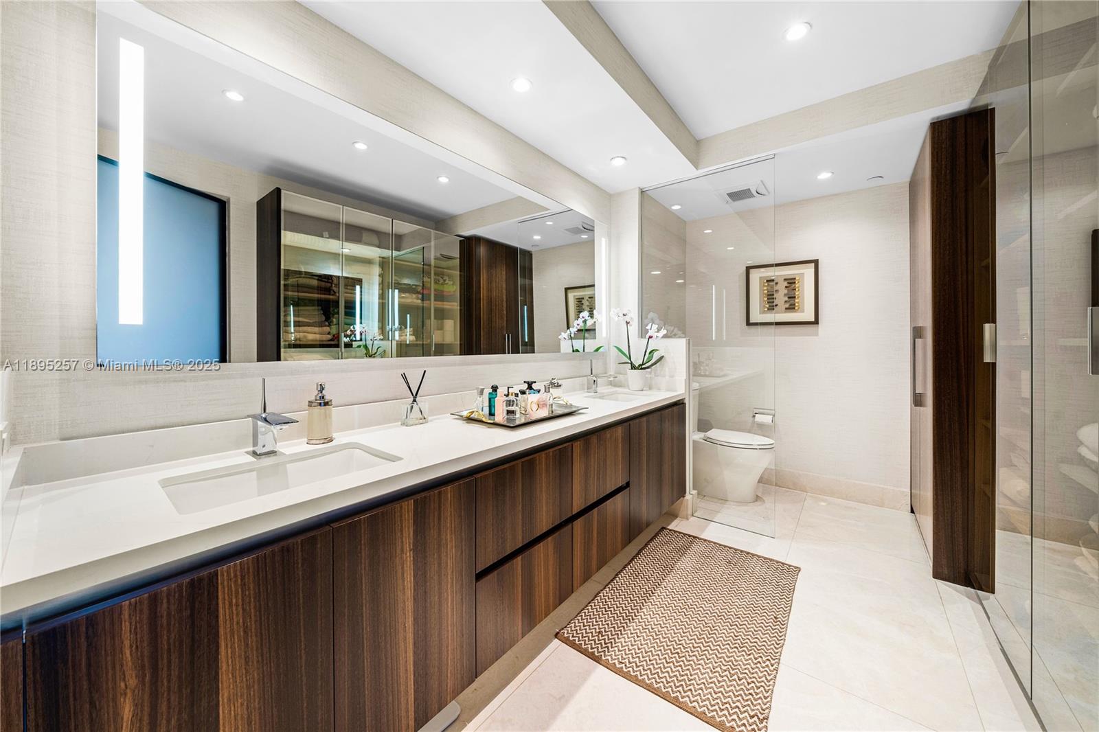 RIVA - Residential