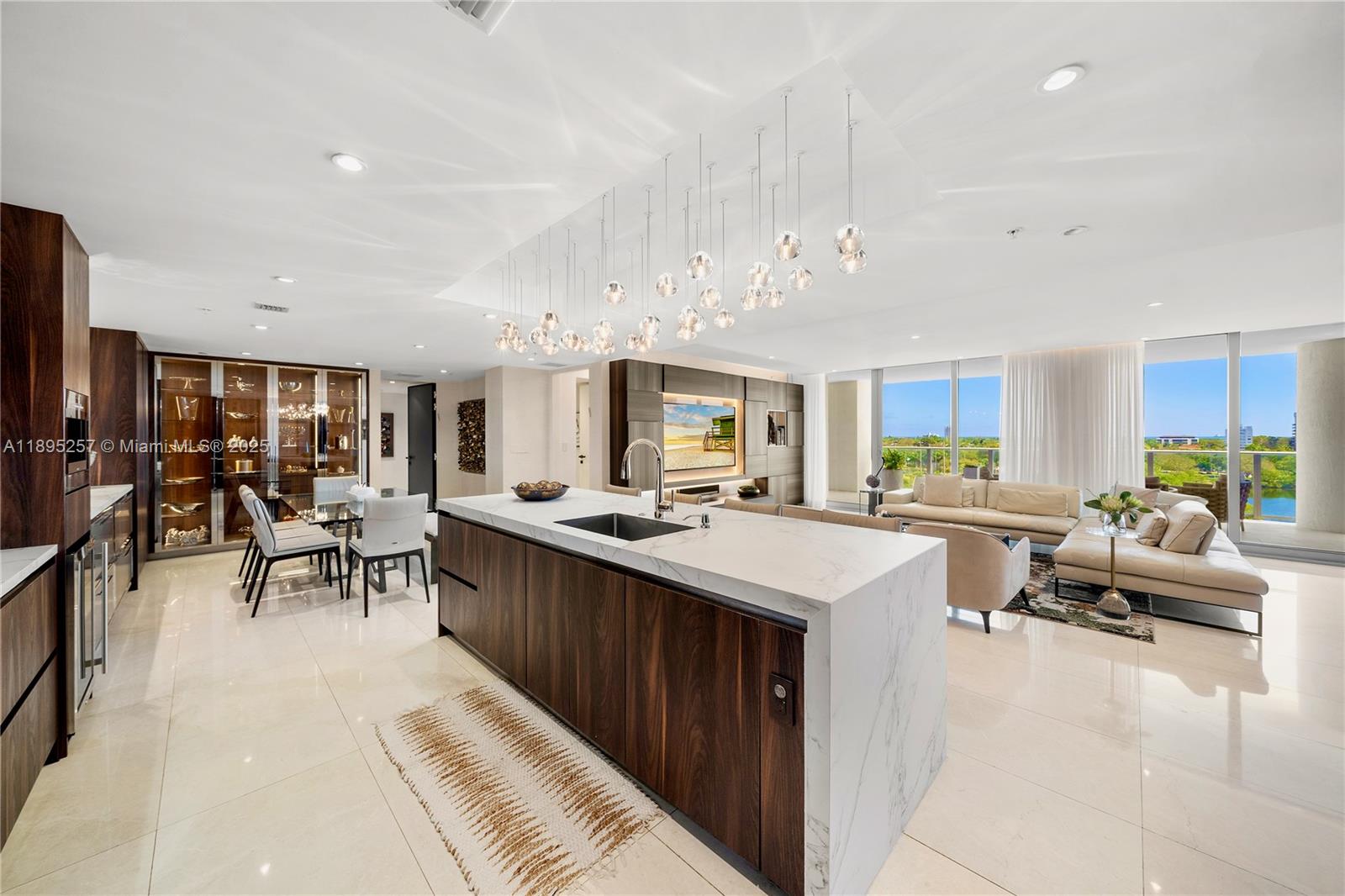 RIVA - Residential