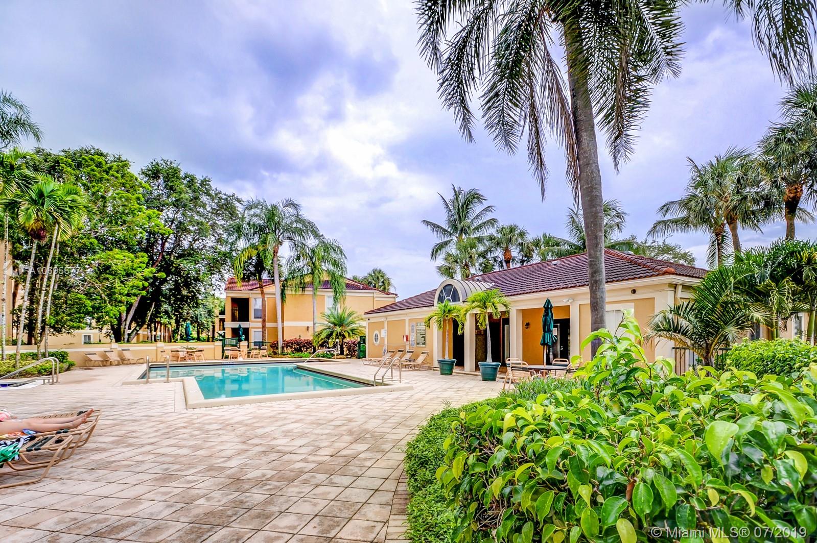 SAVANNAH AT RIVERSIDE CON - Residential Lease