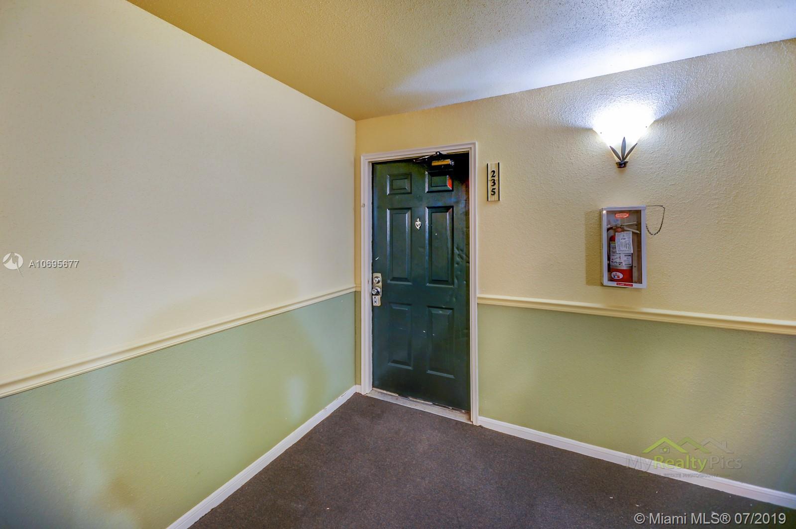 SAVANNAH AT RIVERSIDE CON - Residential Lease