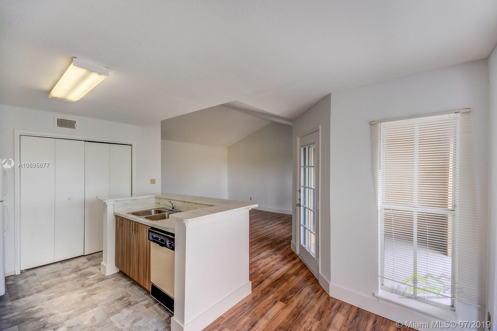 SAVANNAH AT RIVERSIDE CON - Residential Lease