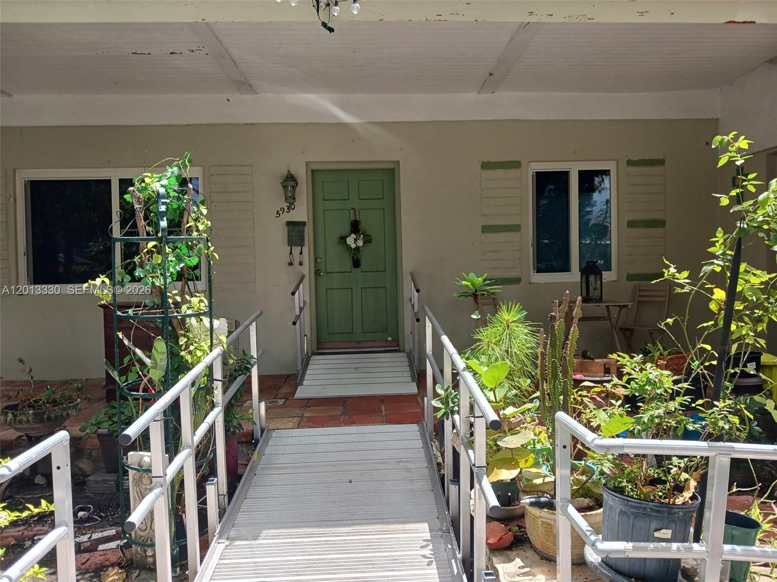 RIVIERA ESTATES 1ST ADDN - Residential