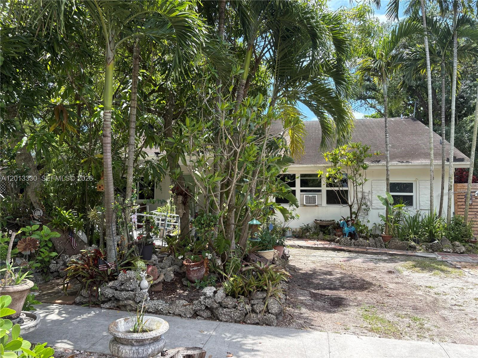 RIVIERA ESTATES 1ST ADDN - Residential
