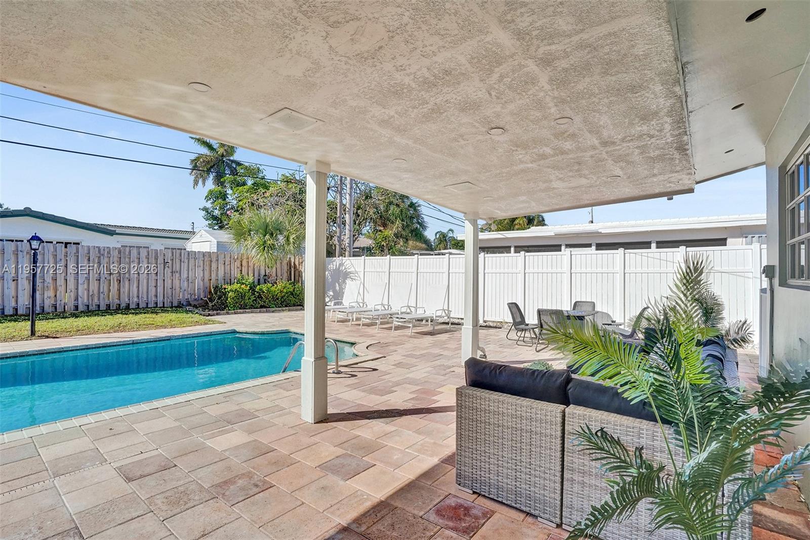 THE COVE - Residential