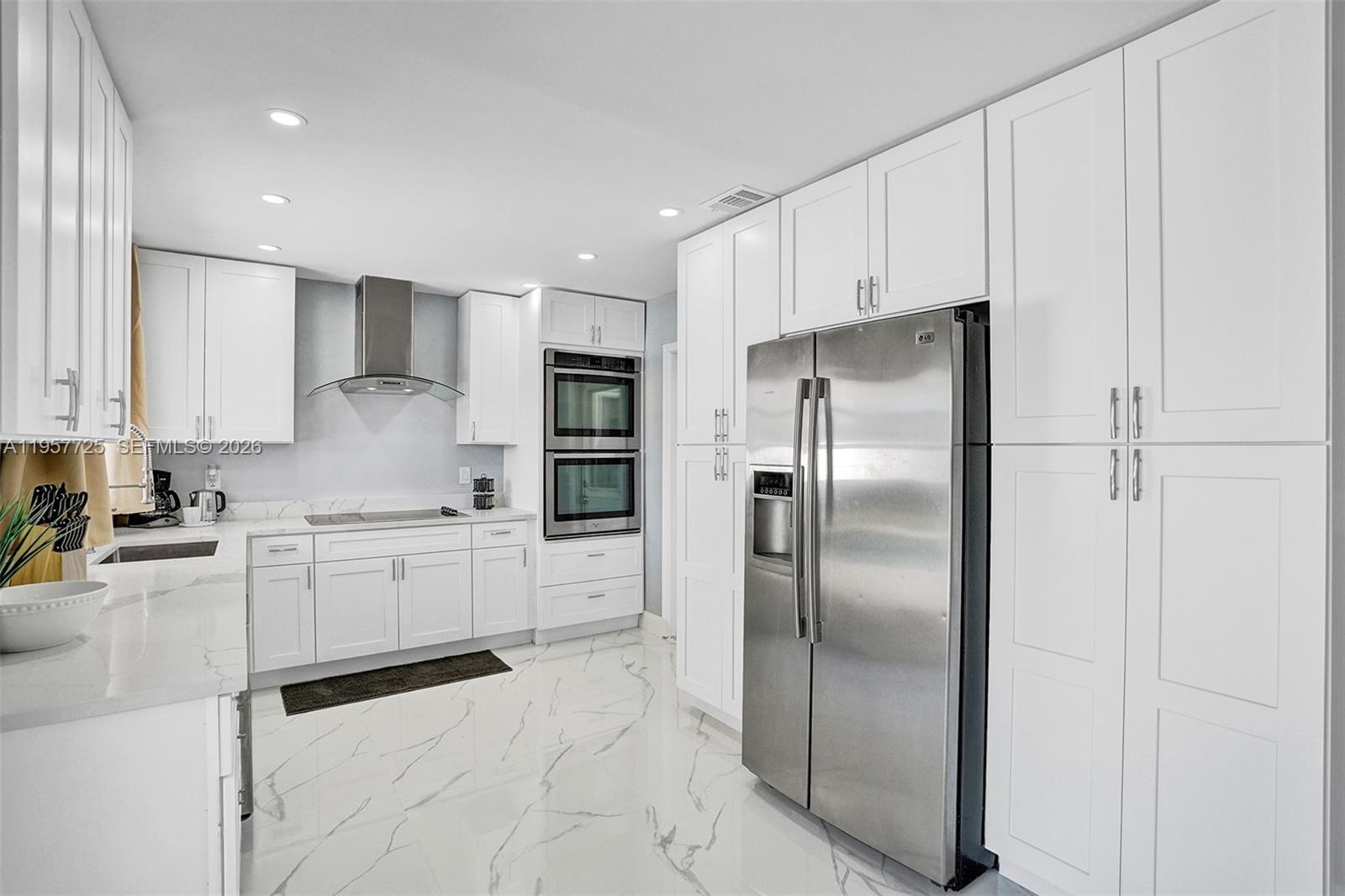 THE COVE - Residential