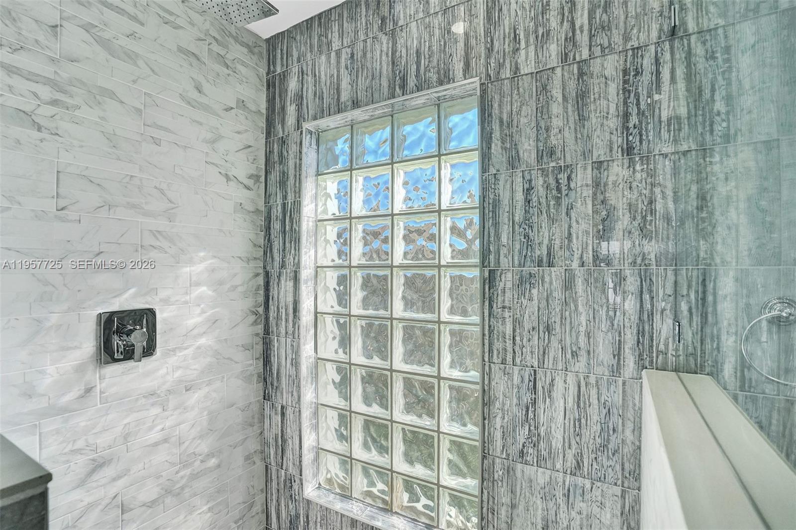 THE COVE - Residential