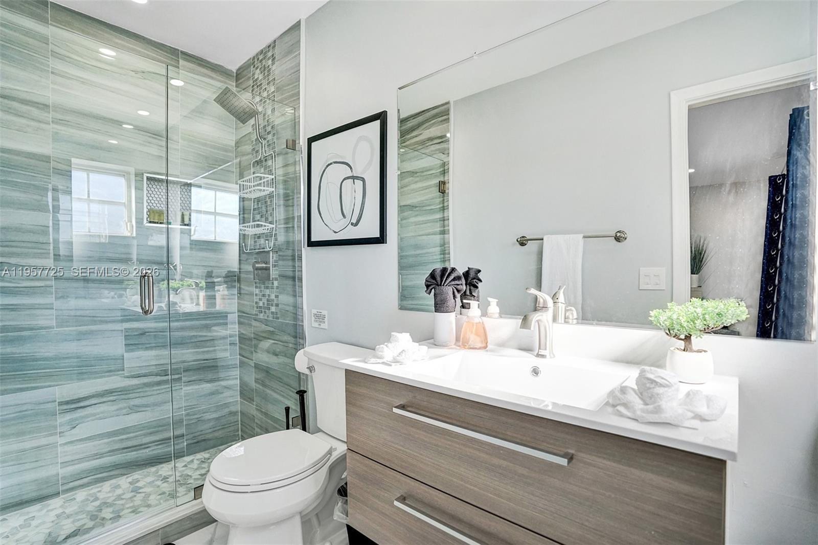 THE COVE - Residential