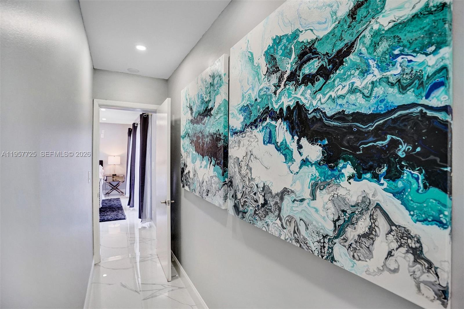 THE COVE - Residential