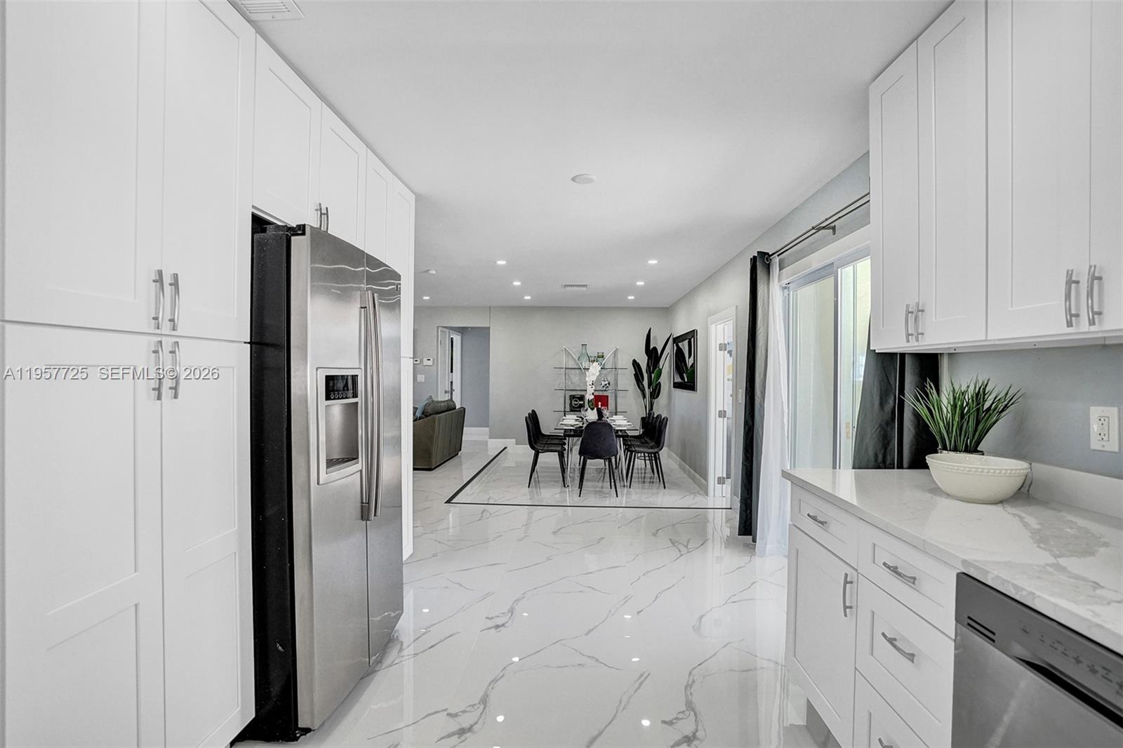 THE COVE - Residential