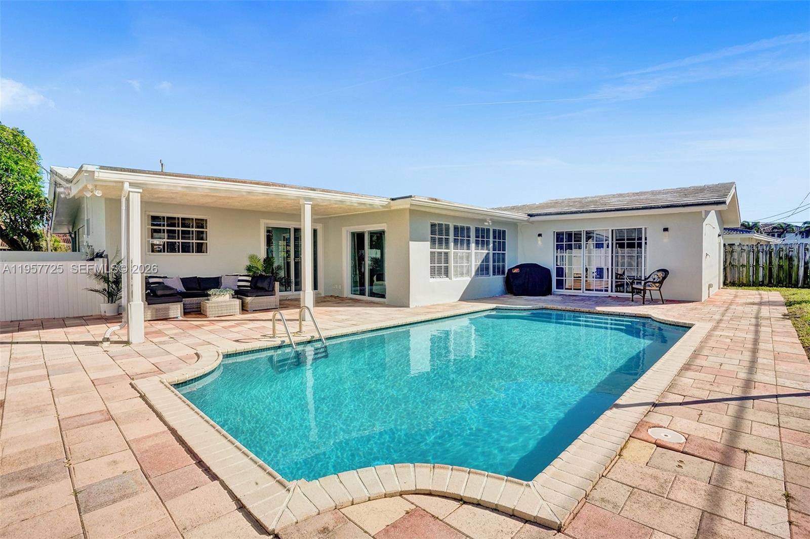 THE COVE - Residential