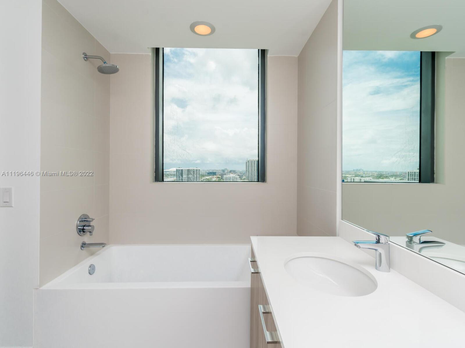 Paraiso Bayviews - Residential Lease