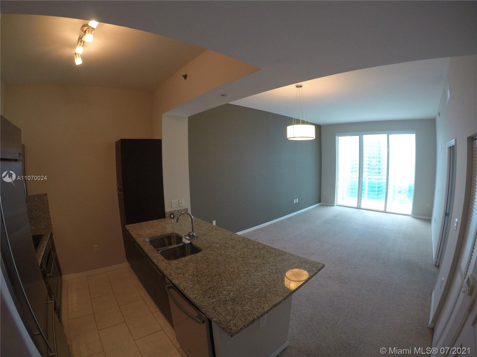 THE PLAZA 851 BRICKELL CO - Residential