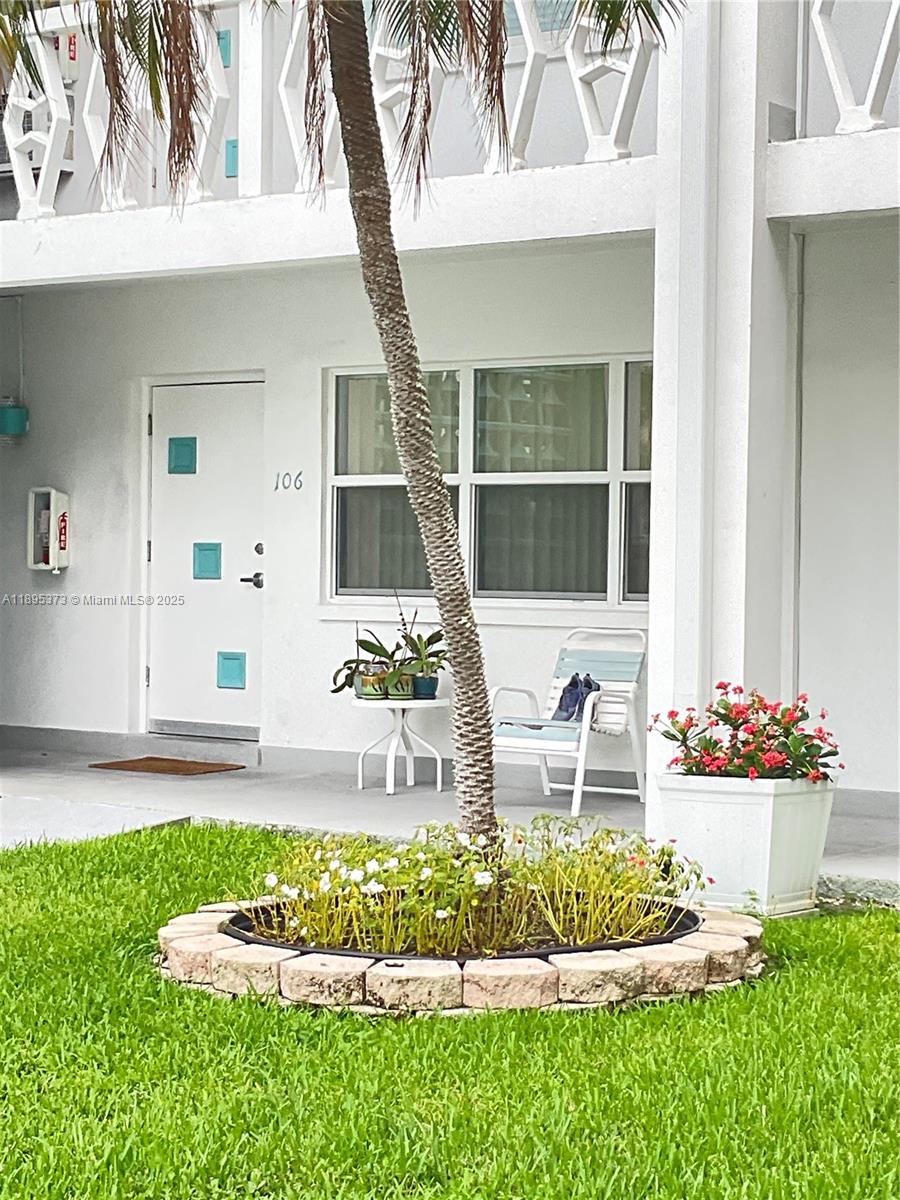 YORKDALES CARALLTON ISLE - Residential Lease